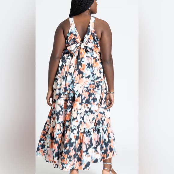 Eloquii - Floral Halter Maxi Dress With Back Bow - Picture 2 of 5